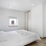 Casa Ribeiro Local Holiday home Sao Martinho do Porto