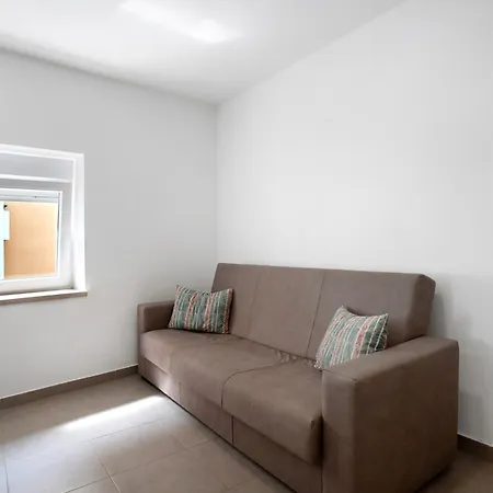 Casa Ribeiro Local Holiday home Sao Martinho do Porto