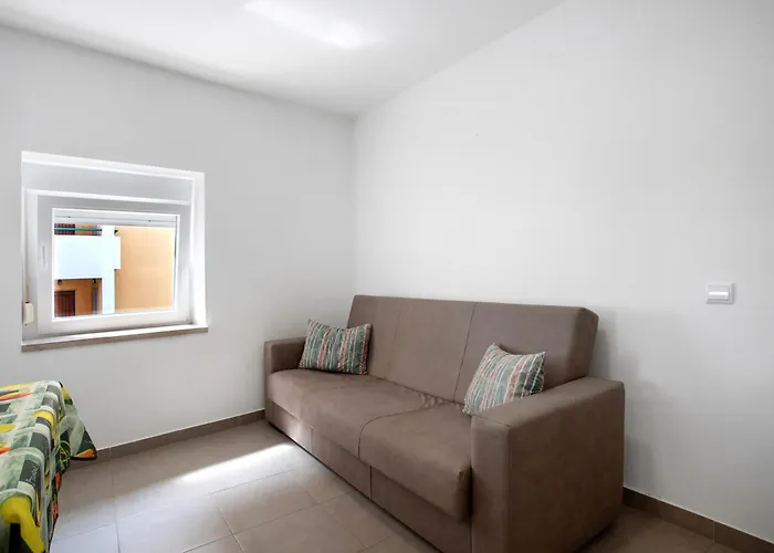 Casa Ribeiro Local Holiday home Sao Martinho do Porto