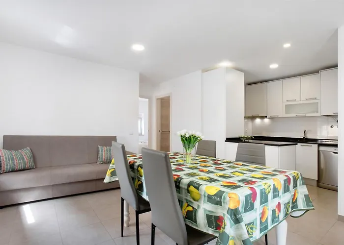 Casa Ribeiro Local Holiday home Sao Martinho do Porto