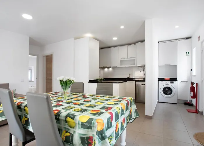 Holiday home Casa Ribeiro Local *